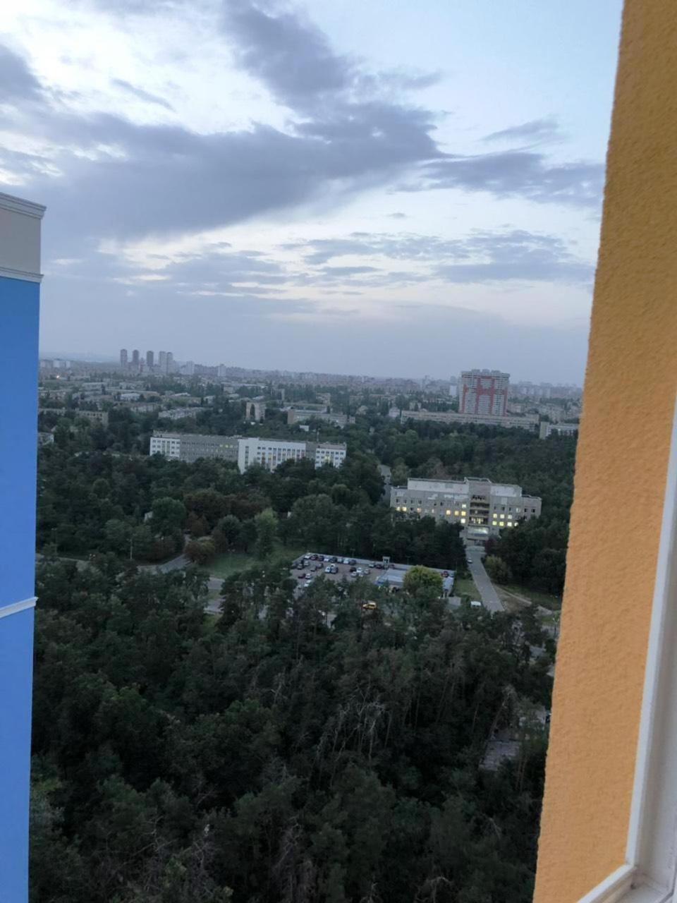 Апартаменти Квартира Парковые озера Київ Екстер'єр фото